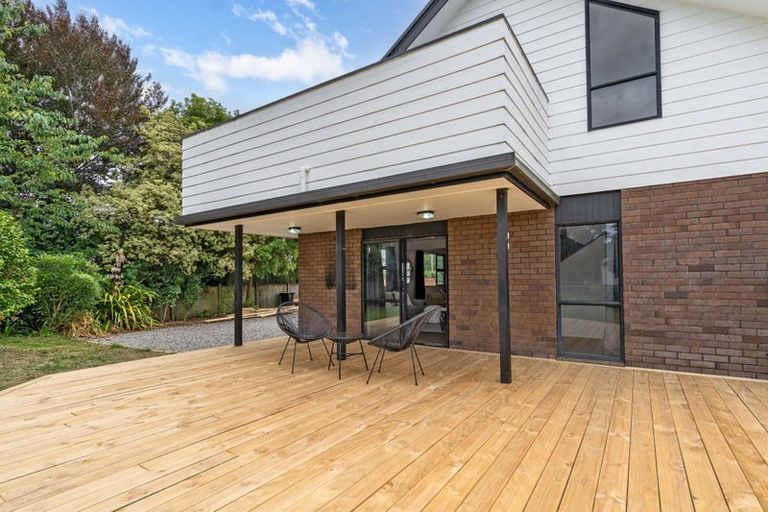 Photo of property in 7a Kempton Street, Greytown, 5712