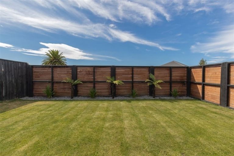 Photo of property in 28 Wakeman Way, Kaiapoi, 7630