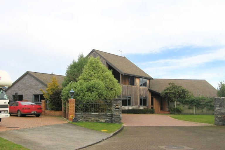 Photo of property in 5 Roberts Way, Flagstaff, Hamilton, 3210