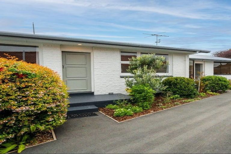Photo of property in 2/12 Draper Street, Richmond, Christchurch, 8013