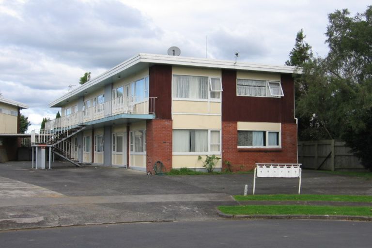 Photo of property in 4/27 Grande Vue Road, Papatoetoe, Auckland, 2025