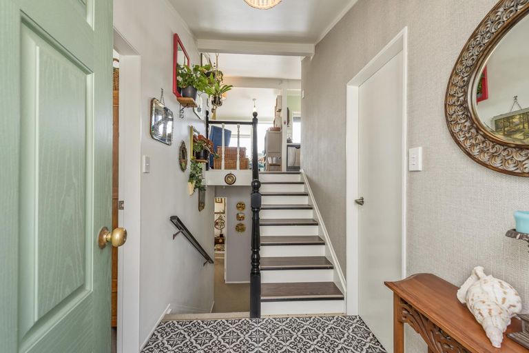 Photo of property in 13a Simpson Road, Papamoa Beach, Papamoa, 3118