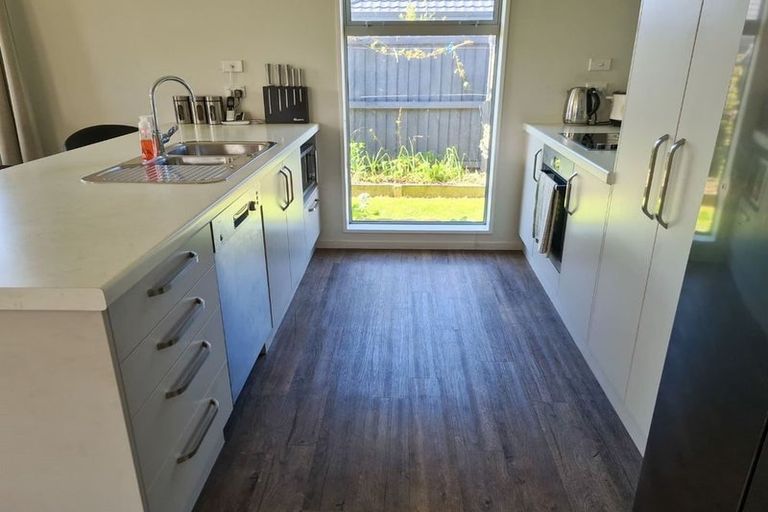 Photo of property in 16 Lockwood Street, Halswell, Christchurch, 8025
