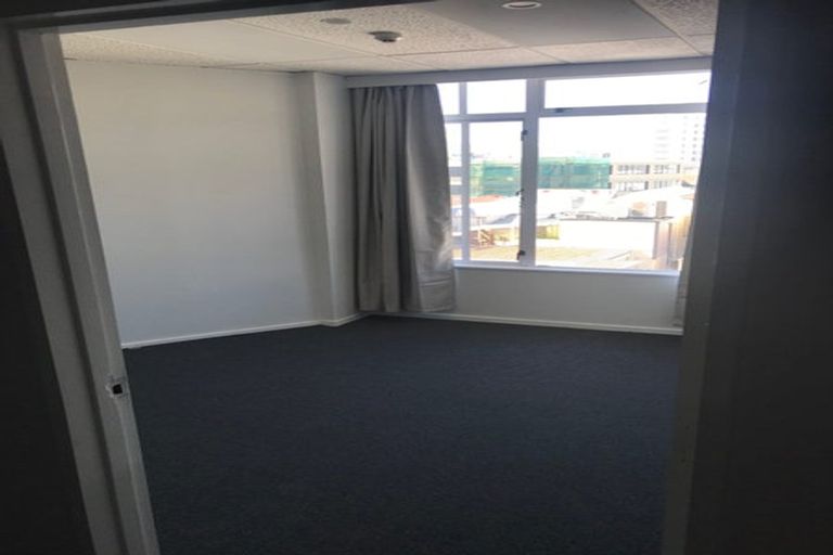 Photo of property in 1/8 Lipman Street, Mount Victoria, Wellington, 6011