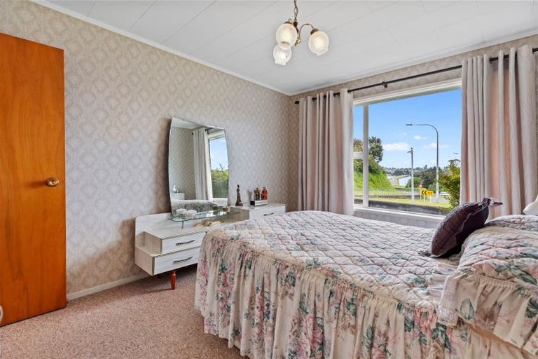Photo of property in 1 Hairini Street, Hairini, Tauranga, 3112