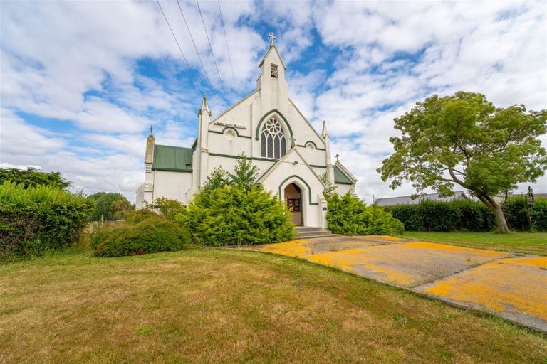 Photo of property in 24 Thackeray Street, Saint Andrews, 7988