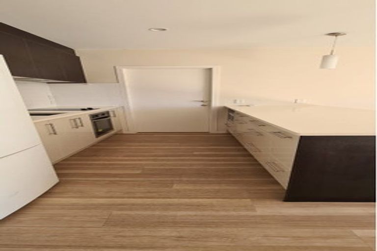 Photo of property in 16 Valdese Rise, Browns Bay, Auckland, 0630