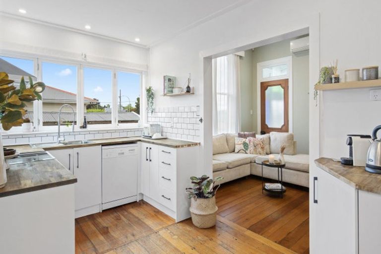 Photo of property in 32a Prospect Terrace, Pukekohe, 2120