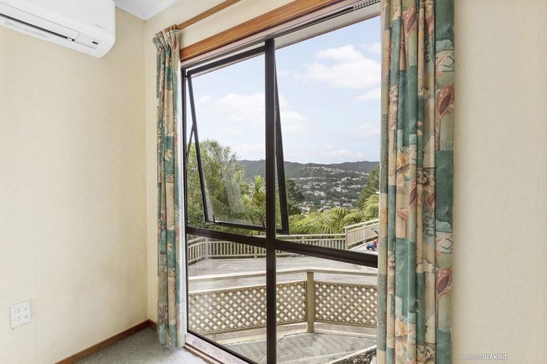 Photo of property in 113 Percy Dyett Drive, Karori, Wellington, 6012