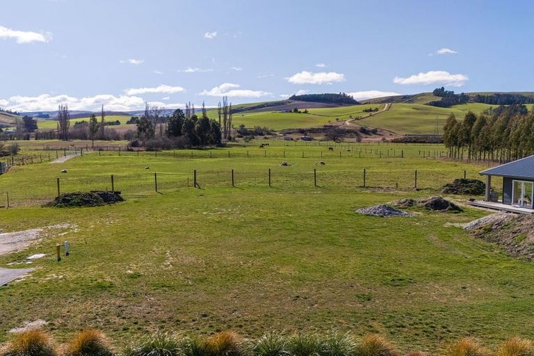 Photo of property in 12 Kaylea Lane, Millers Flat, 9572