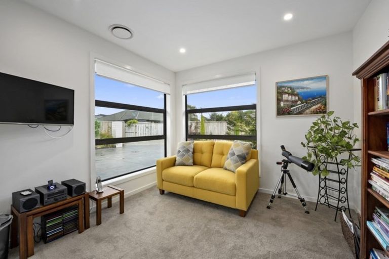 Photo of property in 44a King Street, Ebdentown, Upper Hutt, 5018