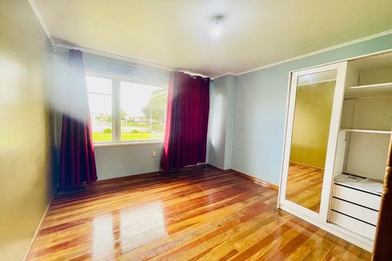 Photo of property in 49 Cosgrave Road, Papakura, 2110