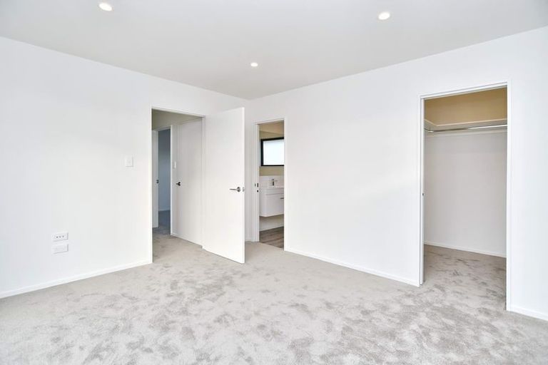 Photo of property in 16 Grey View Grove, Rangiora, 7400