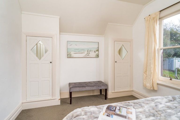 Photo of property in 38 Easther Crescent, Kew, Dunedin, 9012