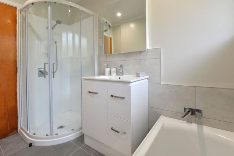 Photo of property in 19 Handley Place, Onerahi, Whangarei, 0110