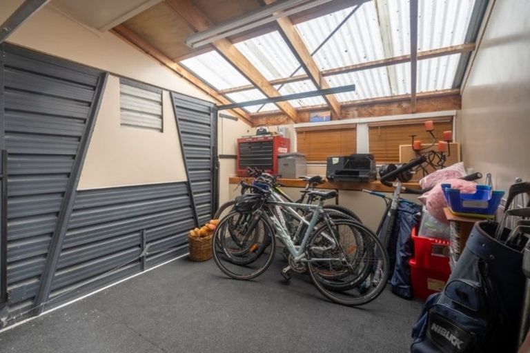 Photo of property in 5 Exton Street, Redwood, Christchurch, 8051