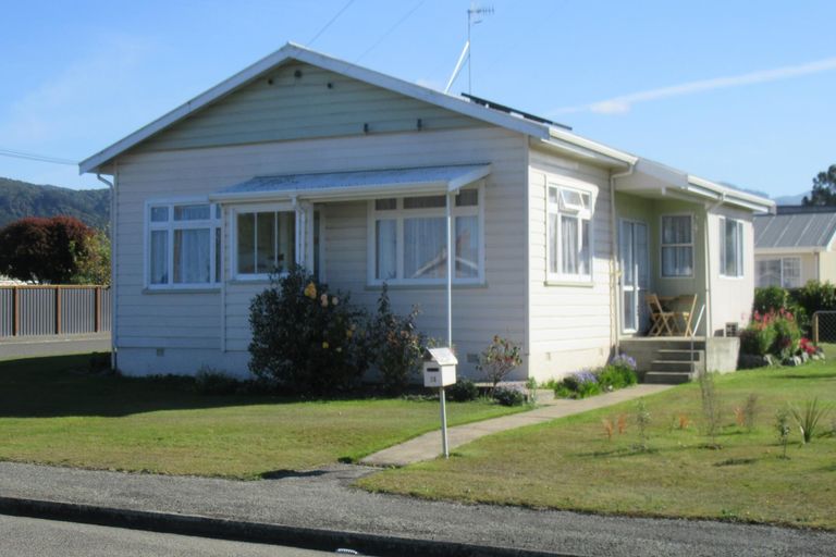 Photo of property in 36 Opie Street, Waimate, 7924