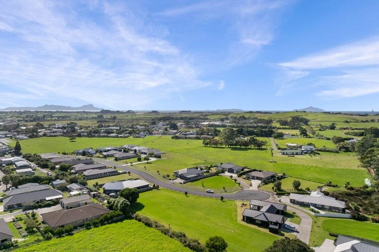 Photo of property in 20 Green Estate Drive, Waipu, 0510
