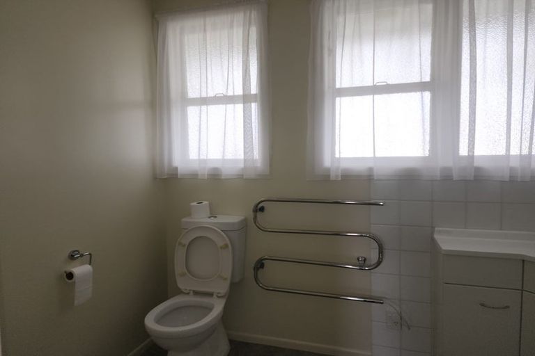 Photo of property in 10 Ruru Place, Tokoroa, 3420