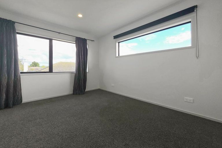 Photo of property in 55a Larnoch Road, Henderson, Auckland, 0610