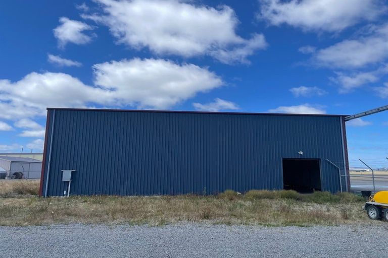 Photo of property in 25 Aviation Drive, Hobsonville, Auckland, 0616