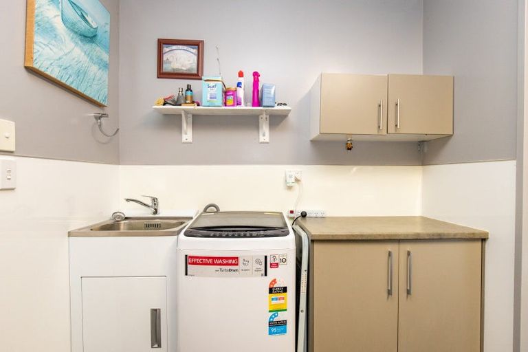 Photo of property in 16 Benner Drive, Ngatea, 3503