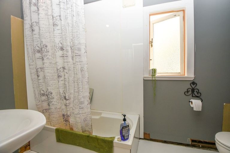 Photo of property in 6 Nobel Street, Carterton, 5713