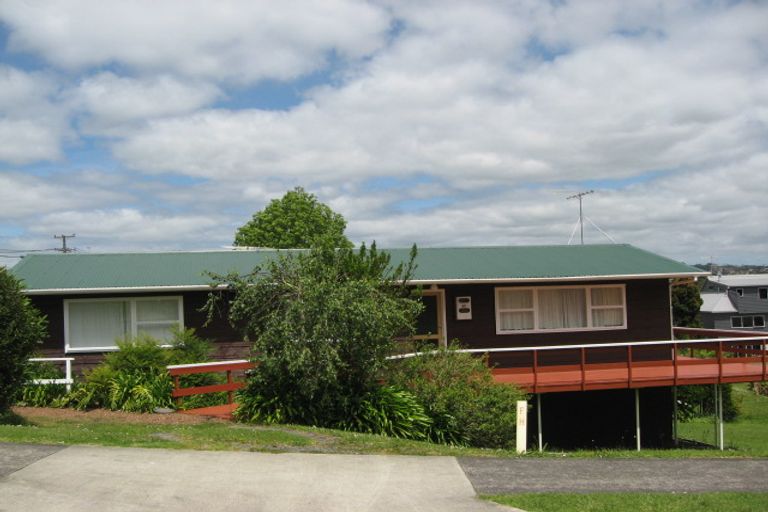 Photo of property in 48 De Luen Avenue, Tindalls Beach, Whangaparaoa, 0930