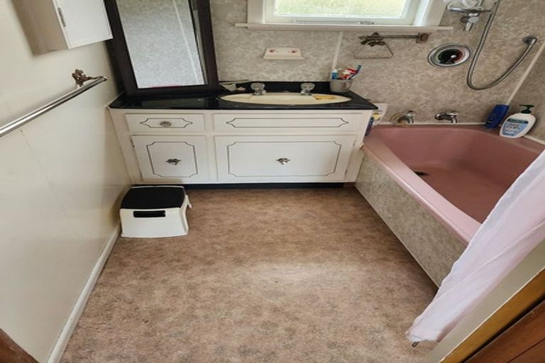 Photo of property in 243 Mill Road, Otaki, 5512