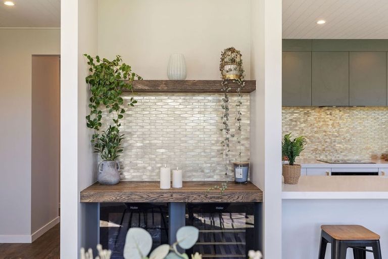 Photo of property in 22 Woolshed Road, Jacks Point, Queenstown, 9371