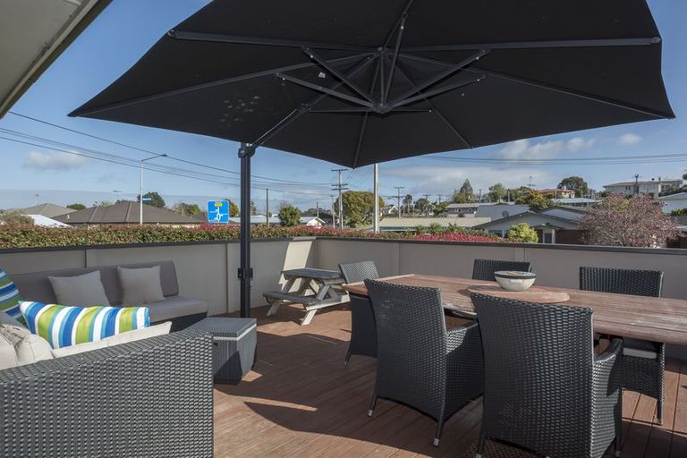 Photo of property in 2 Sharyn Place, Brookfield, Tauranga, 3110