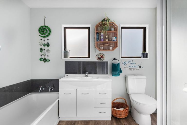 Photo of property in 39 Brookside Road, Rolleston, 7614