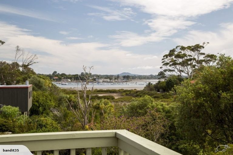 Photo of property in 19 Dowling Place, Pakuranga, Auckland, 2010