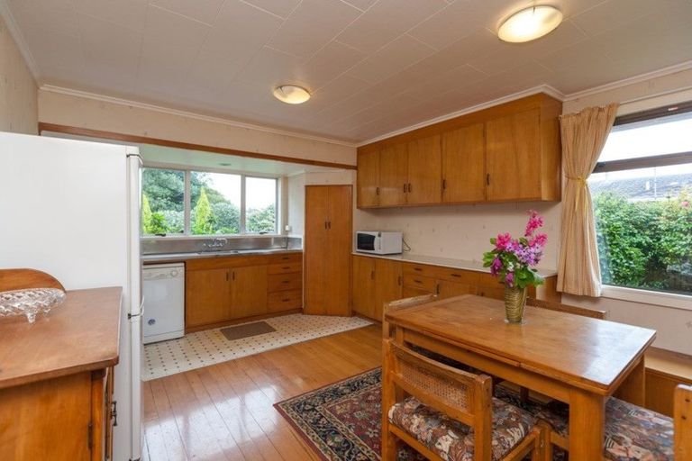 Photo of property in 4 Mission Street, Moturoa, New Plymouth, 4310