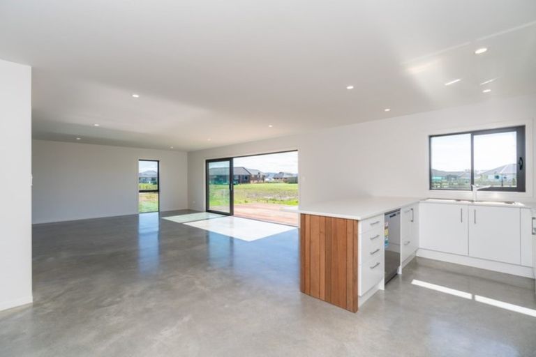 Photo of property in 16 Digby Place, Waipu, 0510