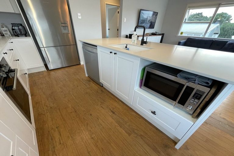 Photo of property in 20 Glendene Avenue, Glendene, Auckland, 0602