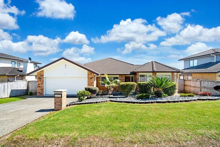 Photo of property in 23 Leafield Crescent, Henderson, Auckland, 0612
