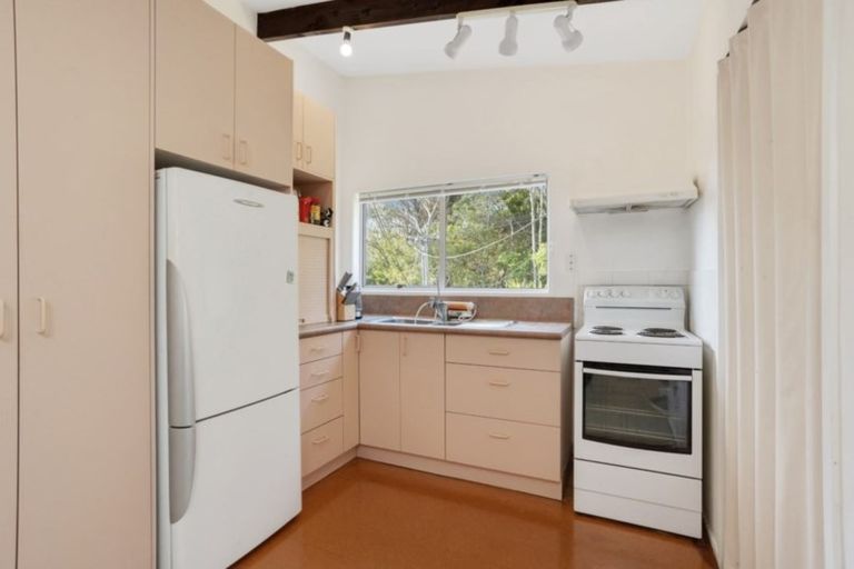 Photo of property in 8/7 Balmain Road, Birkenhead, Auckland, 0626