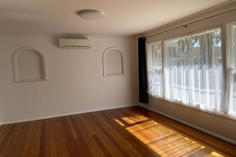 Photo of property in 6 Mangaroa Hill Road, Clouston Park, Upper Hutt, 5018