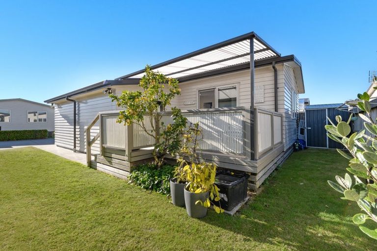 Photo of property in 11 Kamahi Crescent, Papamoa Beach, Papamoa, 3118