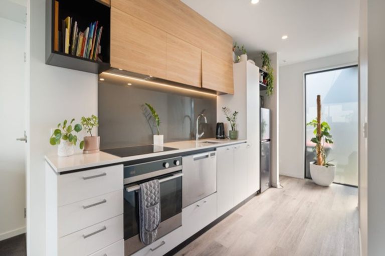 Photo of property in 2/24 Percy Street, Phillipstown, Christchurch, 8011