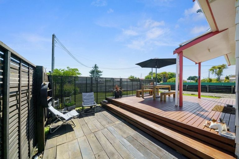 Photo of property in 18a Shortt Street, Foxton Beach, Foxton, 4815