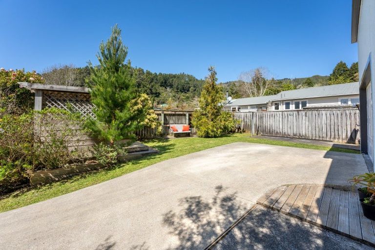 Photo of property in 2/464 Stokes Valley Road, Stokes Valley, Lower Hutt, 5019