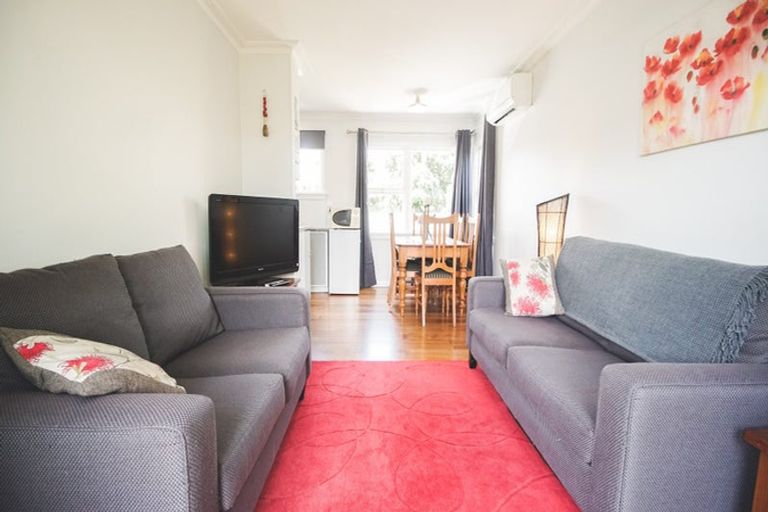 Photo of property in 2/56 Golf Road, Tahunanui, Nelson, 7011