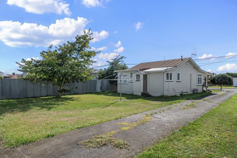 Photo of property in 26 Power Street, Levin, 5510