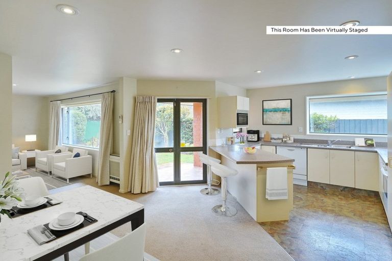 Photo of property in 2/371 Withells Road, Avonhead, Christchurch, 8042