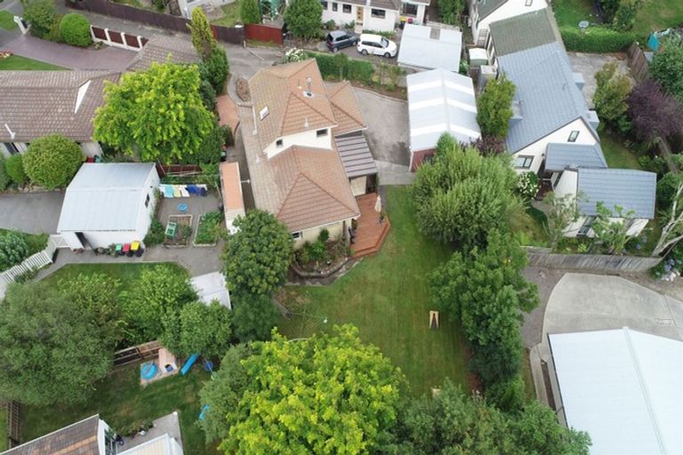 Photo of property in 5b Te Maru Place, Redwood, Christchurch, 8051