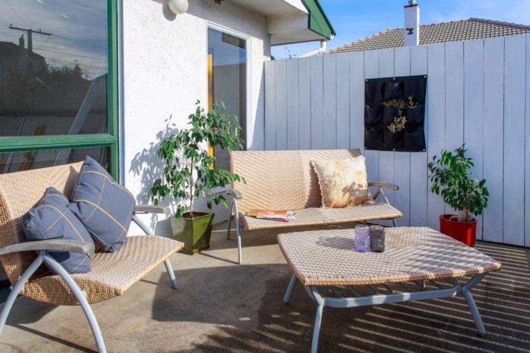 Photo of property in 69 Aberdeen Road, Saint Clair, Dunedin, 9012