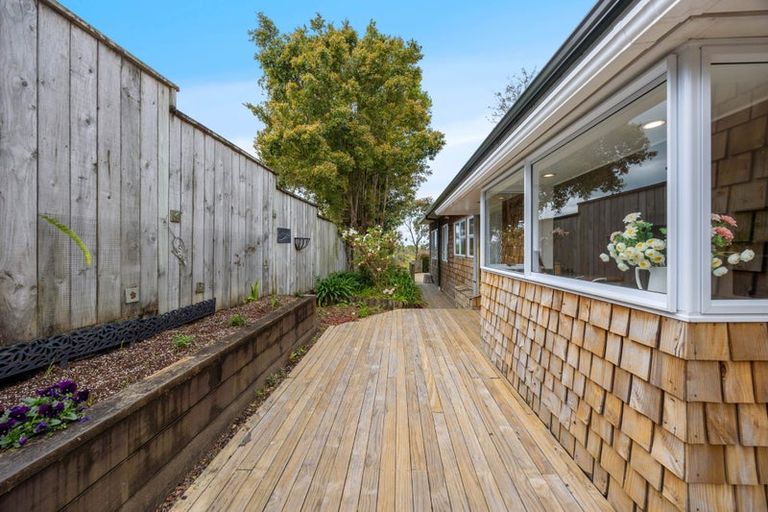 Photo of property in 13 Seymour Road, Mellons Bay, Auckland, 2014
