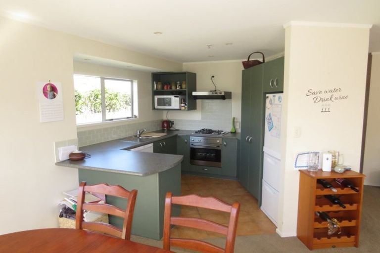 Photo of property in 3 Mayfair Close, Whitianga, 3510